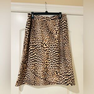 Zadie B’s “Cream Leopard” Sasha Activewear Skirt
w/leggings attached 
Size: 3x